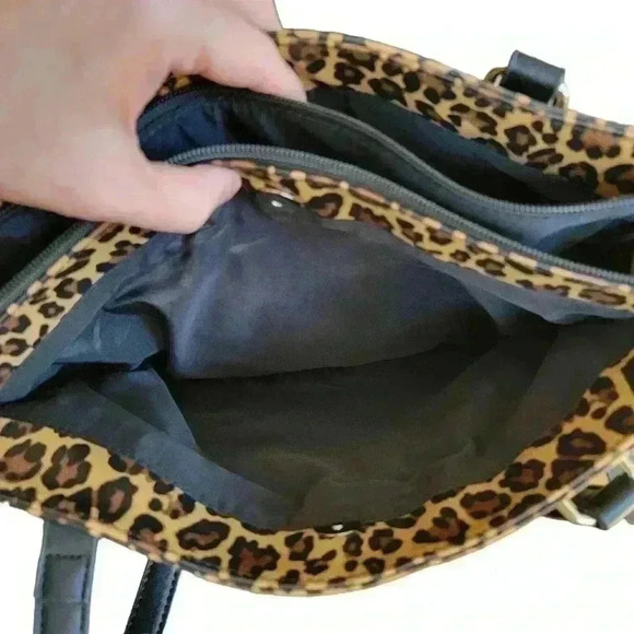 GIANI BERNINI Colorblock Pebble Tote Purse, Leopard/ Black, Made For Macy's, NWT - Picture 9 of 14